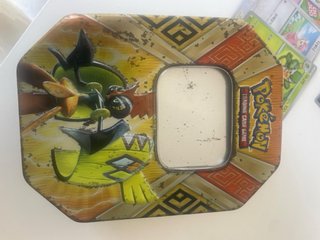 Caja Pokémon Trading Card Game + Cartas Japonesas