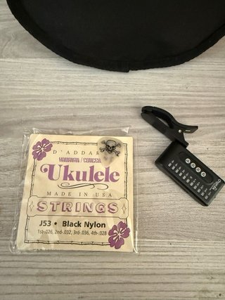 Ukelele Concierto Morgan UK C 500 E