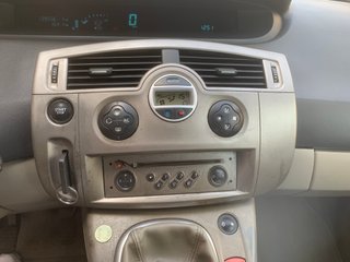 Renault Scenic 2005 1.6 16V