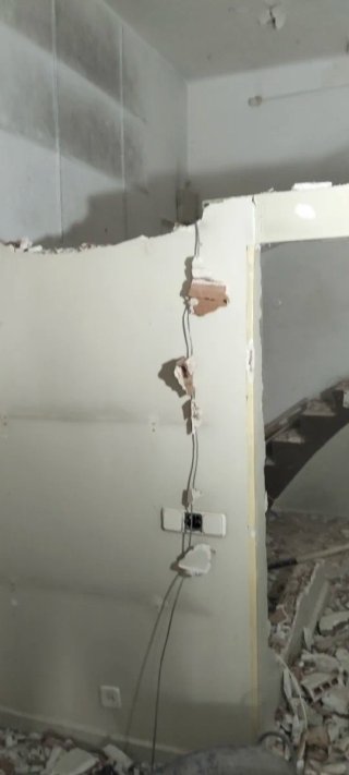 Servicios de demolición de pisos y casas