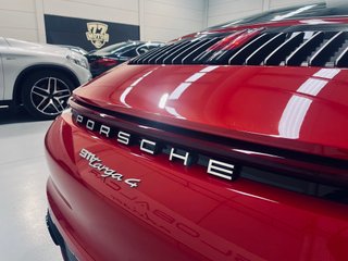 Porsche 911 992 TARGA 4. NACIONAL. 2023