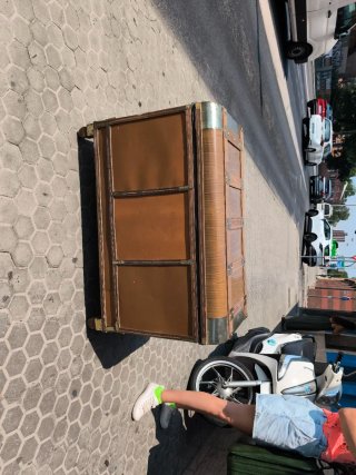 Baúl vintage madera y metal