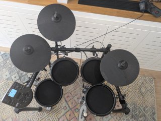 Batería electrónica Alesis Nitro Mesh Kit. NUEVA
