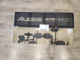 Batería electrónica Alesis Nitro Mesh Kit. NUEVA