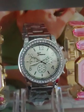Reloj Geneva Mujer Plata y Blanco