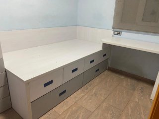 Dormitorio juvenil con escritorio