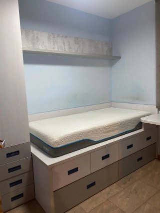 Dormitorio juvenil con escritorio