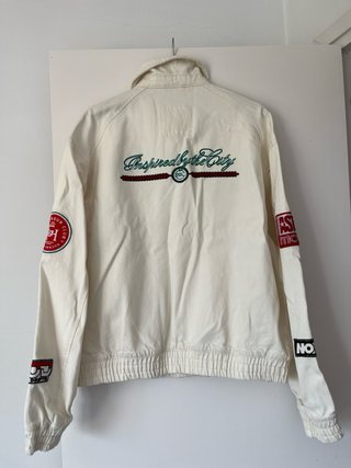 Chaqueta Bershka M parches bordados