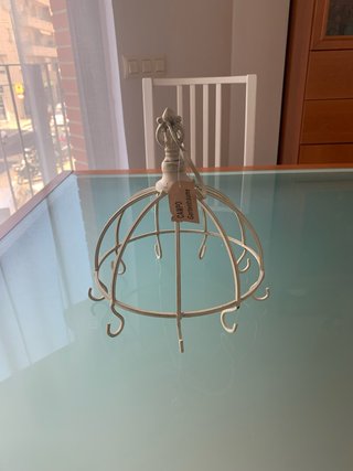 Colgador de metal decorativo