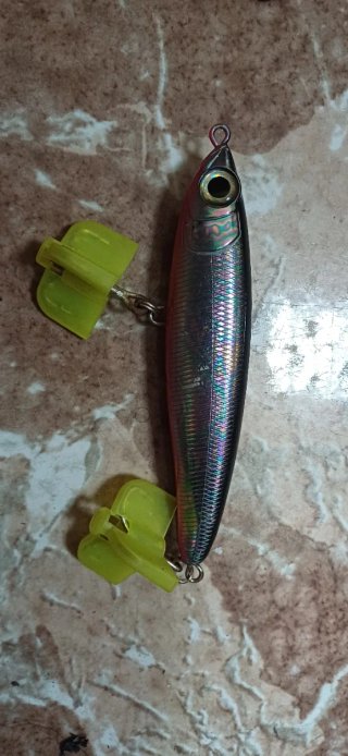 Señuelo Hart Toro 140