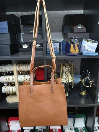 Bolso marrón