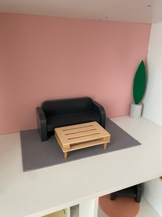 Casa de muñecas de madera