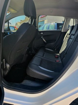 Peugeot 2008 2016