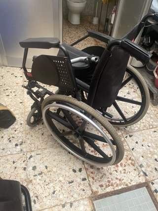 Silla de ruedas plegable