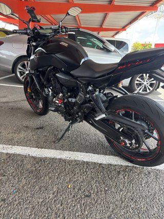 Yamaha MT-07