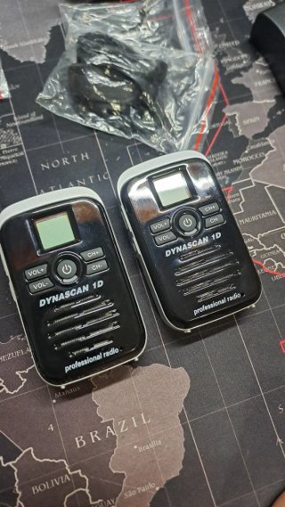 2 Walkie Talkies Dynascan 1D Profesional
