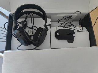 Pack Auriculares y Ratón Corsair Gaming