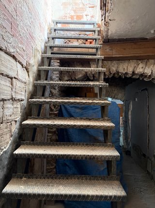 Escalera de hierro
