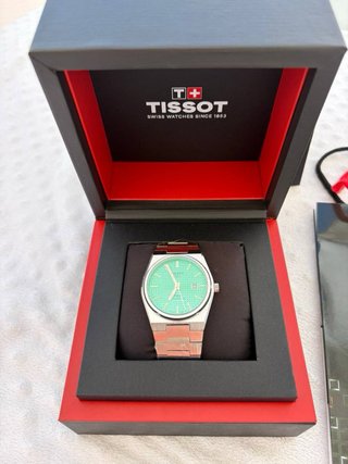 Tissot PRX 35mm cuarzo verde T137210A