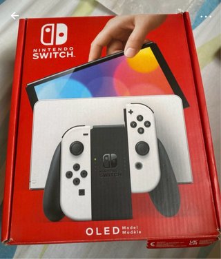 Nintendo Switch OLED Blanca y Negra