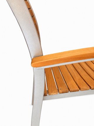 Conjunto terraza madera y metal
