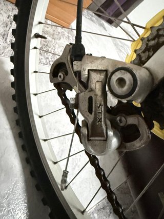 Bicicleta Scott en buen estado de uso
