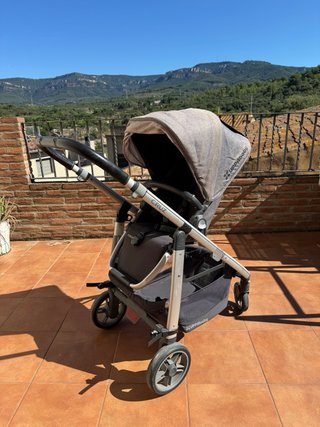 Carrito Uppababy Cruz con silla y capazo