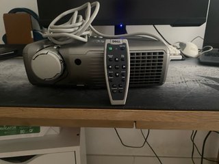 Proyector Dell 2300MP + Mando + Maletín