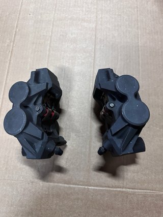 Pinzas freno delanteros Yamaha R6 2008