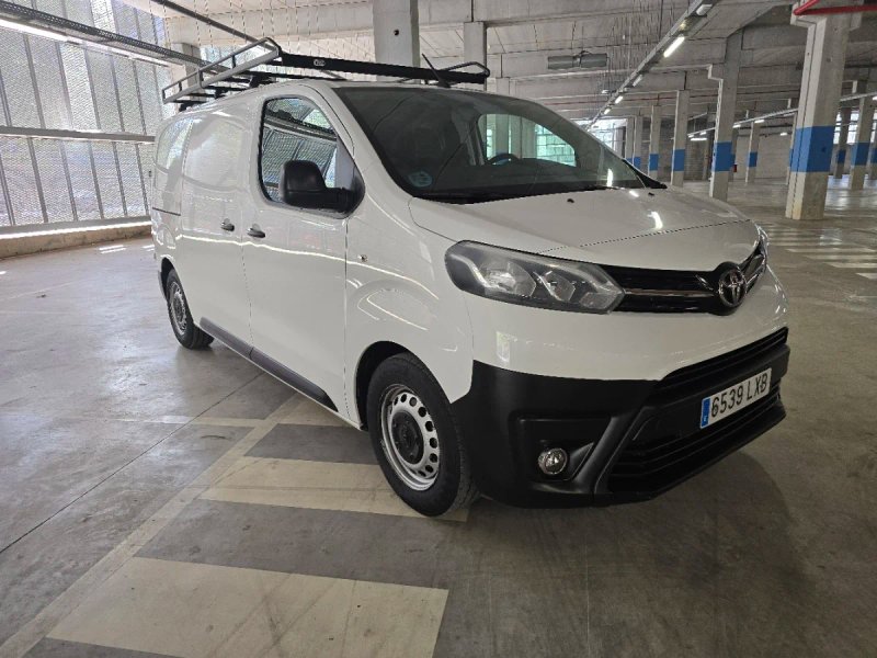 Toyota Proace City 2022 - foto 1