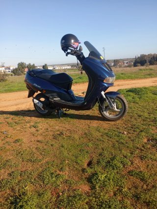Peugeot Elyseo Azul - Cambio por Moto
