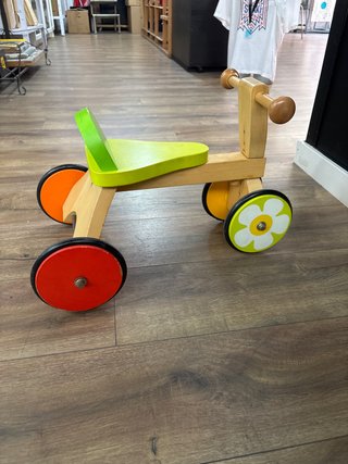 Bici de madera para niños