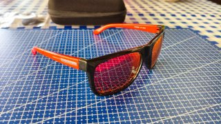 Gafas de Sol Arnette Negras y Rojas