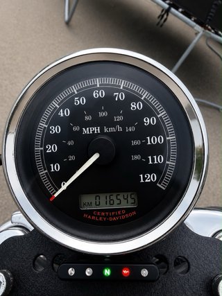 Harley-Davidson Cruiser Granate