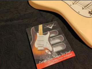 Guitarra G&L S500