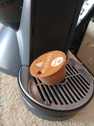 Cafetera Dolce Gusto DeLonghi