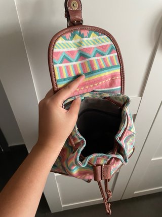 Mochila pequeña con estampado étnico