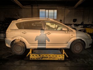 DESPIECE COMPLETO DE TOYOTA COROLLA VERSO (R1)