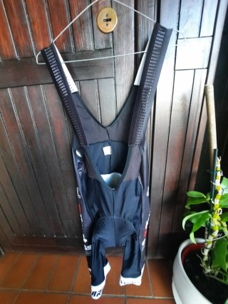 Completo ciclismo maglietta + salopette