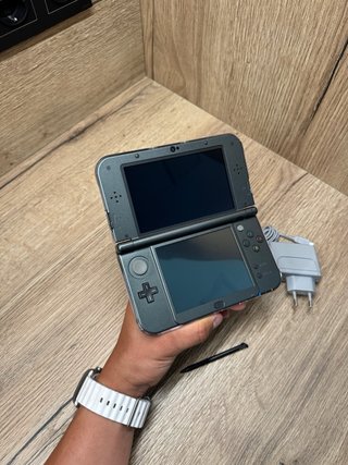 Nuovo Nintendo 3DS XL grigio