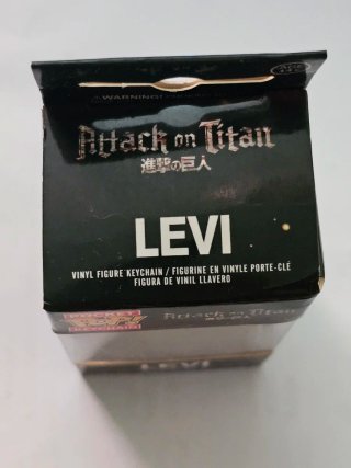 Funko Pop Llavero Levi Attack on Titan