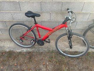 Bicicleta de montaña CONOR  Bicicleta Mega Bike