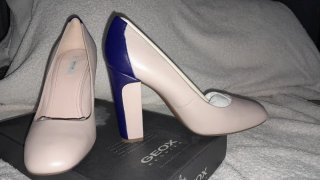 Zapatos nuevos Geox tacón alto beige/azul T.38.5