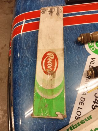 Juego Amortiguadores Delanteros Seat 600/800