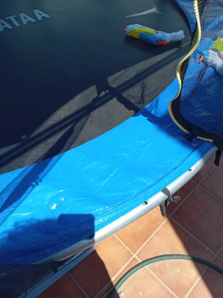 Cama elástica casi nueva
