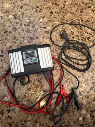 VAS 5906 Cargador profesional 12V 30A