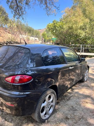 Alfa Romeo 147 2004