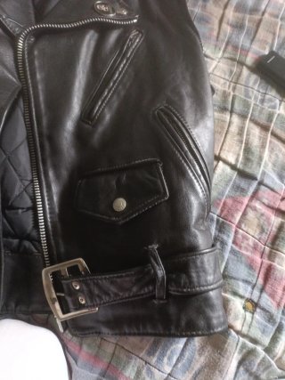 Chaleco Cuero Schott NYC Negro
