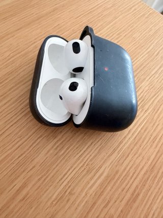Apple AirPods 3ª gen.