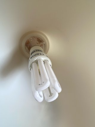 Lampada da soffitto bianca